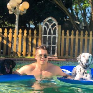 Meet your Posher, Cole